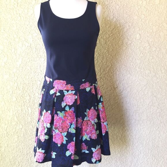 Collective Concepts Sleeveless Mini Dress XS‎ - Picture 5 of 8